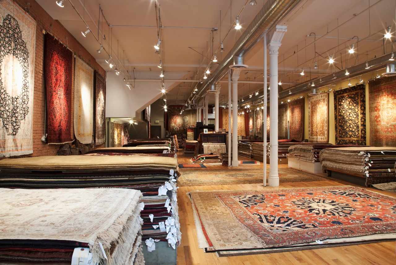 Custom Area Rugs in Toronto & Mississauga | Flooring Experts